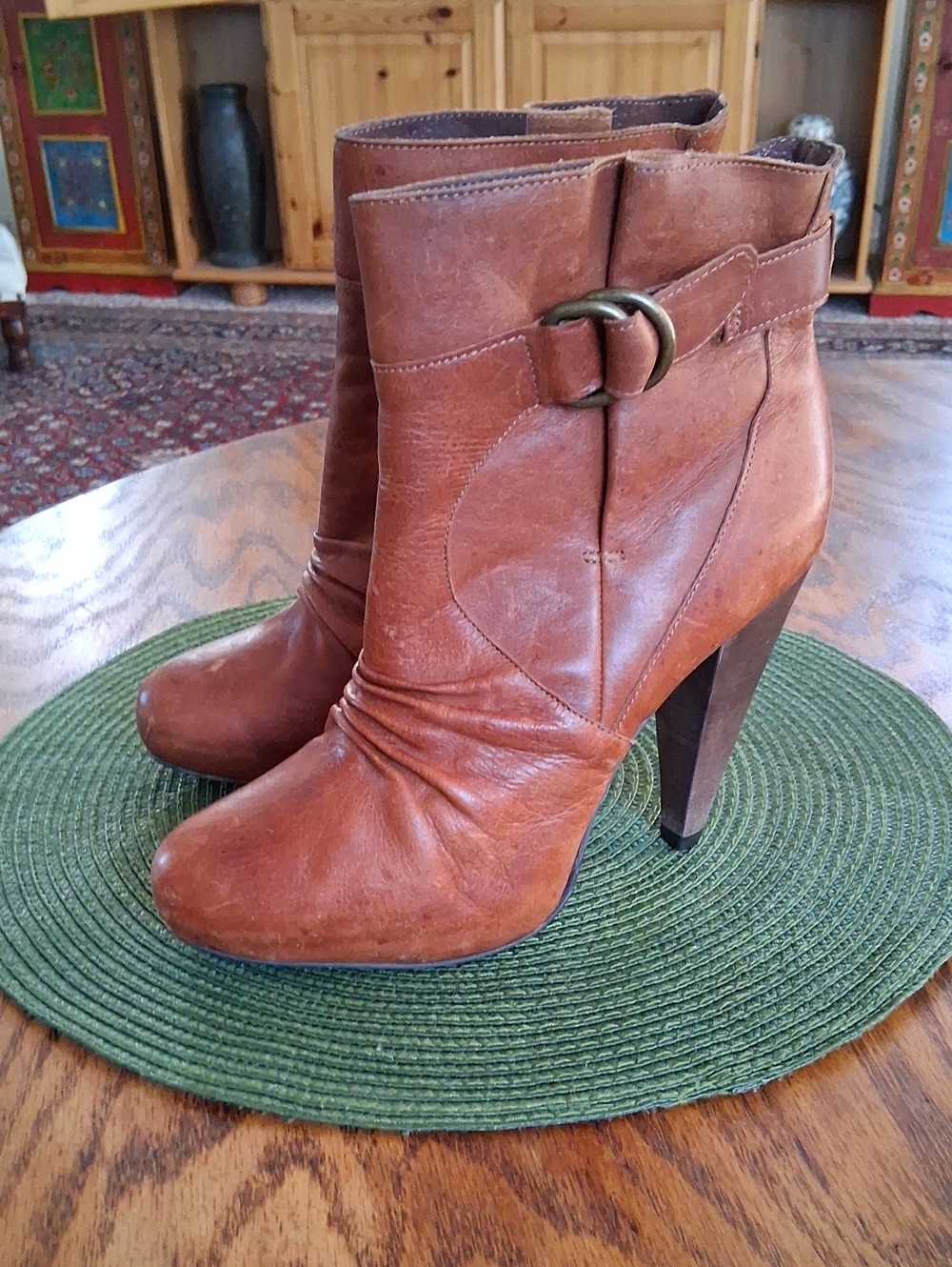 Steve Madden Brown Leather Ruched High Heel Harness Buckle Ankle Boots Size 7.5